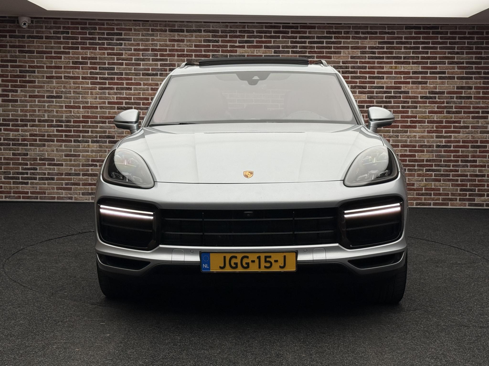 Foto van Porsche Cayenne Turbo