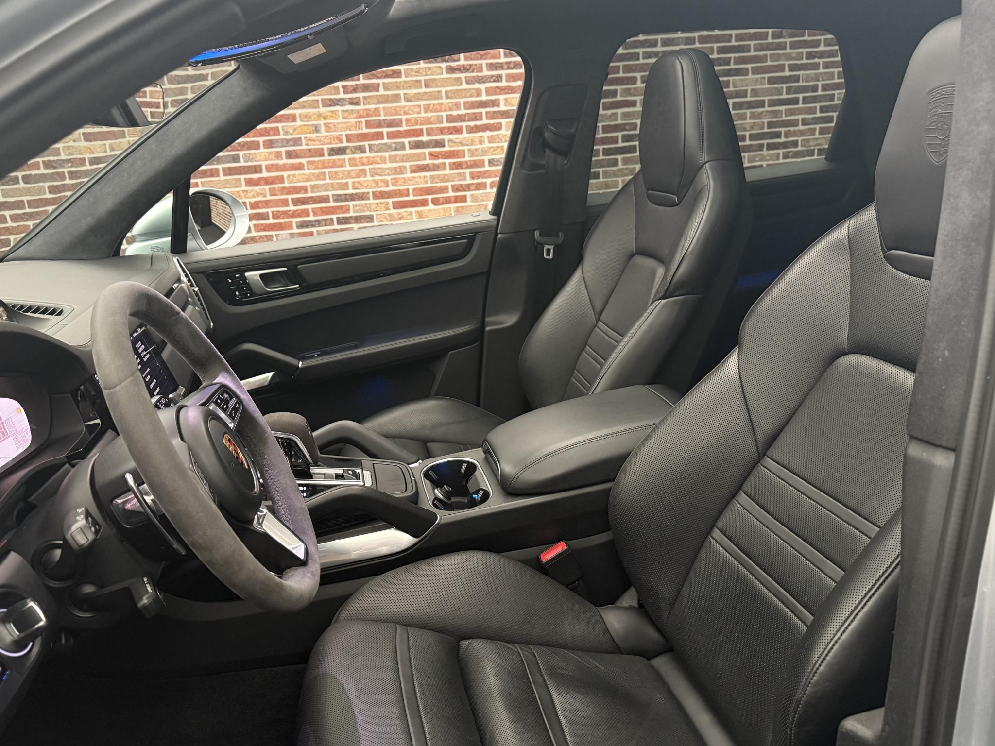 Foto van Porsche Cayenne Turbo