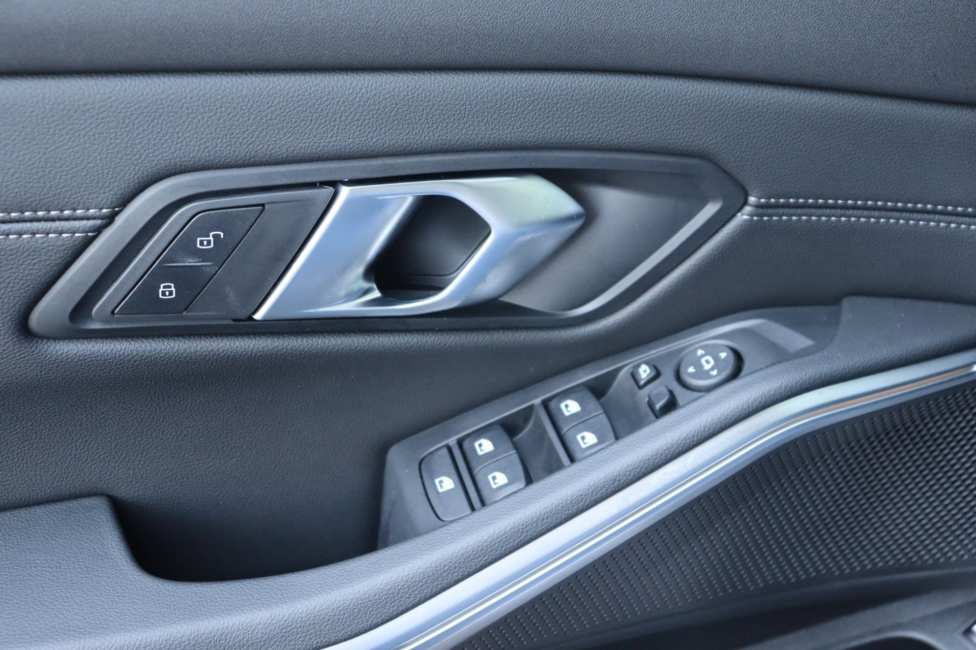 Foto van BMW 330e xDrive