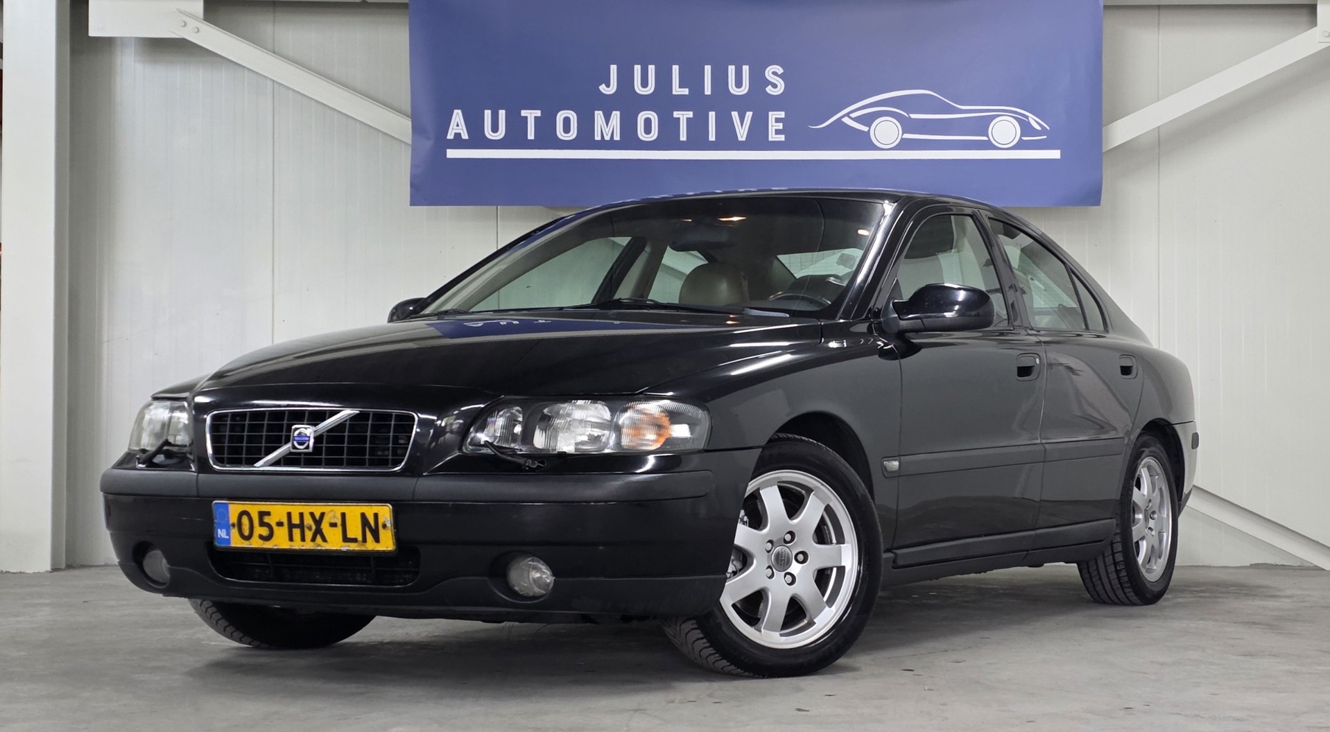 Volvo S60 2.4 T Geartronic 200pk Trekhaak Clima Nieuwe APK Garantie! 2002 - voorkant