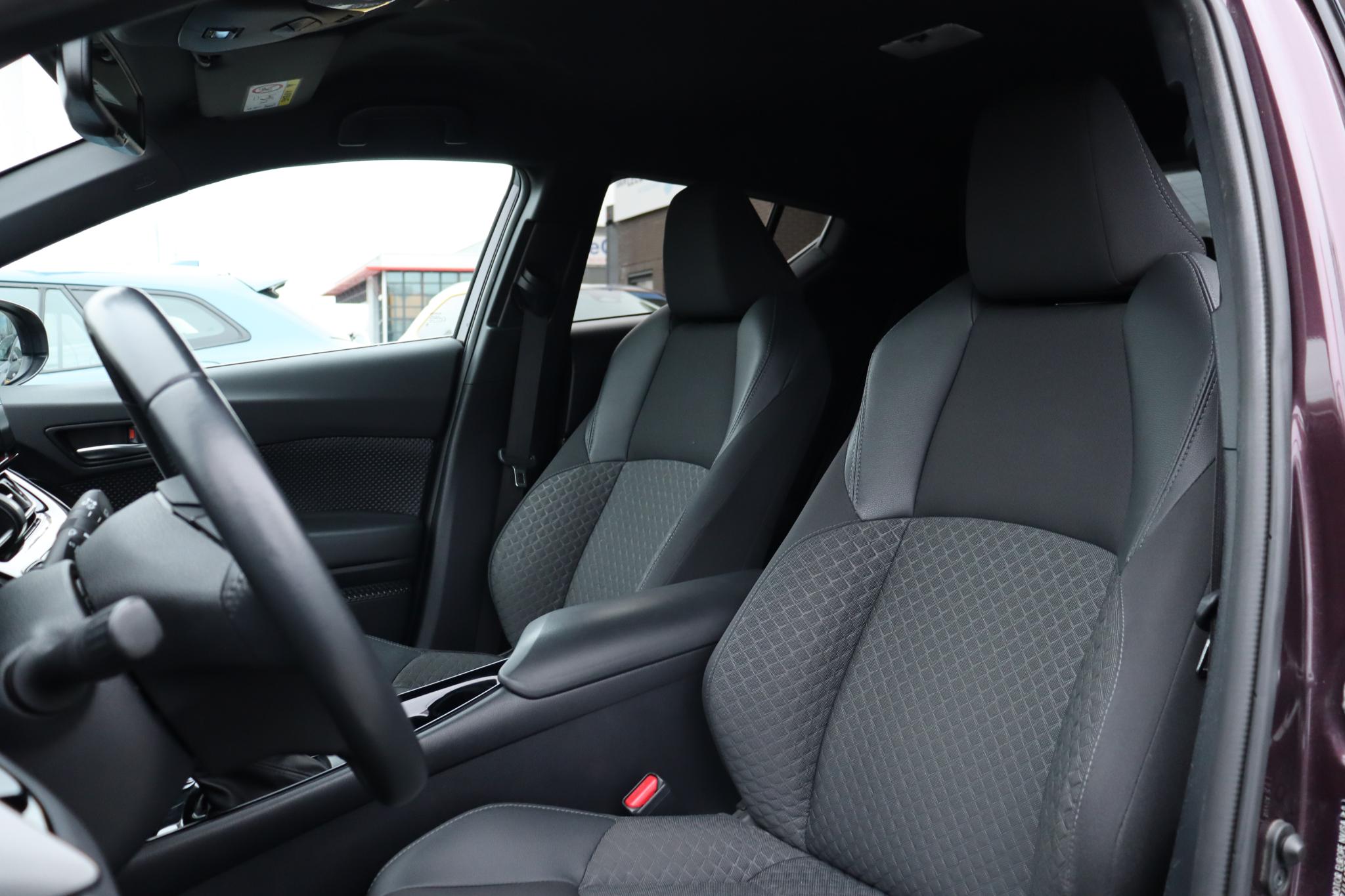 Foto van Toyota C-hr