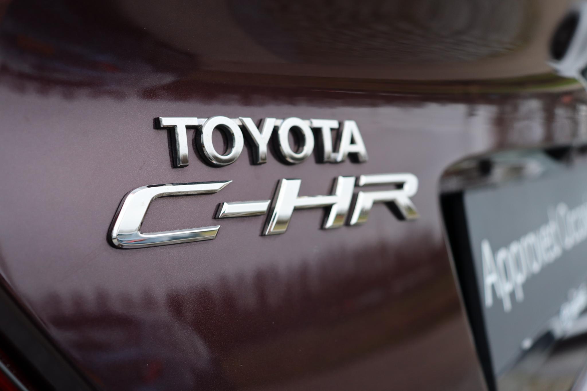 Foto van Toyota C-hr