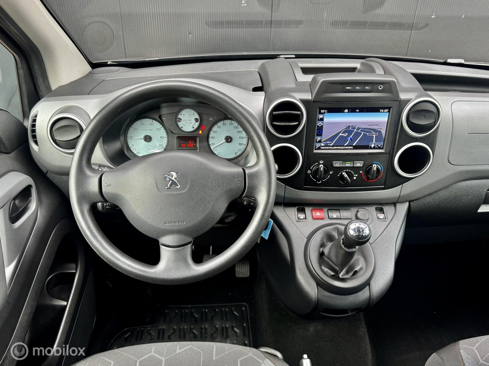 Foto van Peugeot Partner Tepee