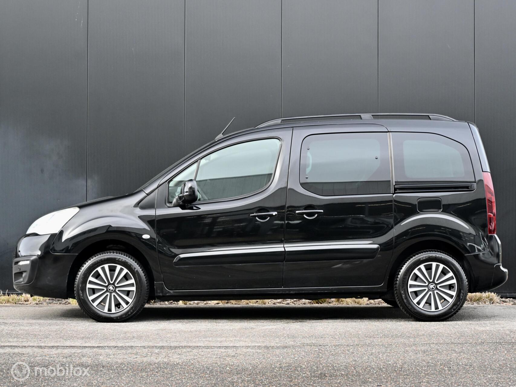 Foto van Peugeot Partner Tepee