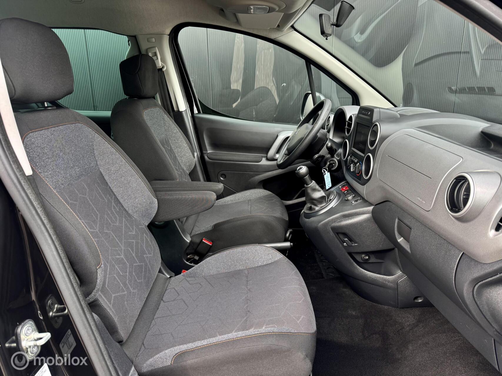 Foto van Peugeot Partner Tepee