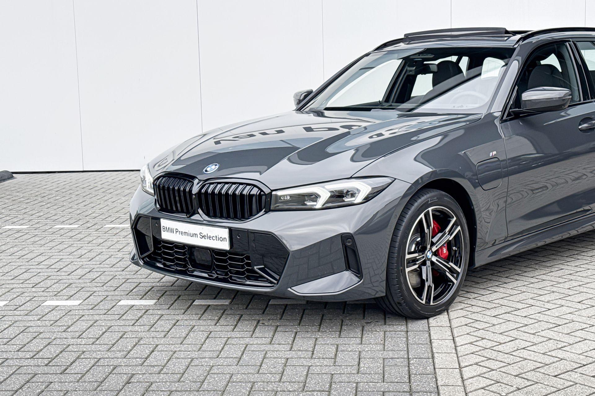 Foto van BMW 330e