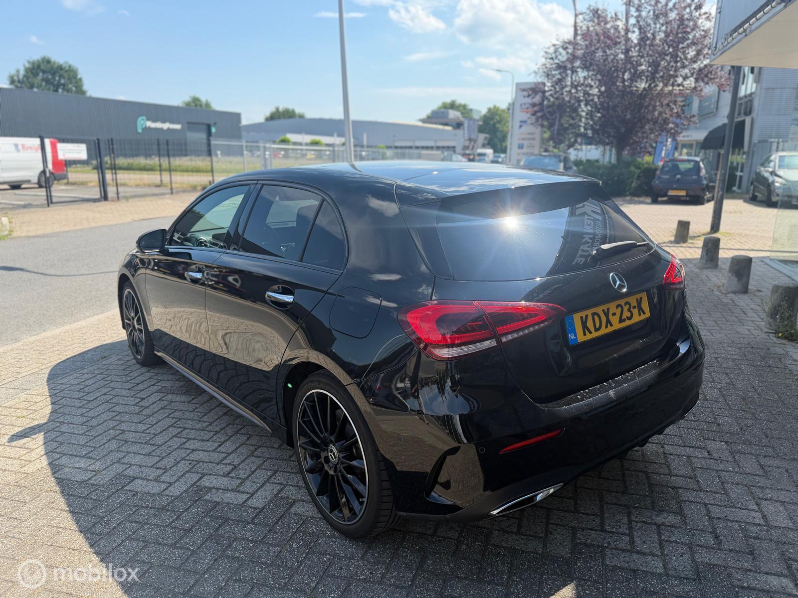 Foto van Mercedes-Benz A 250 E