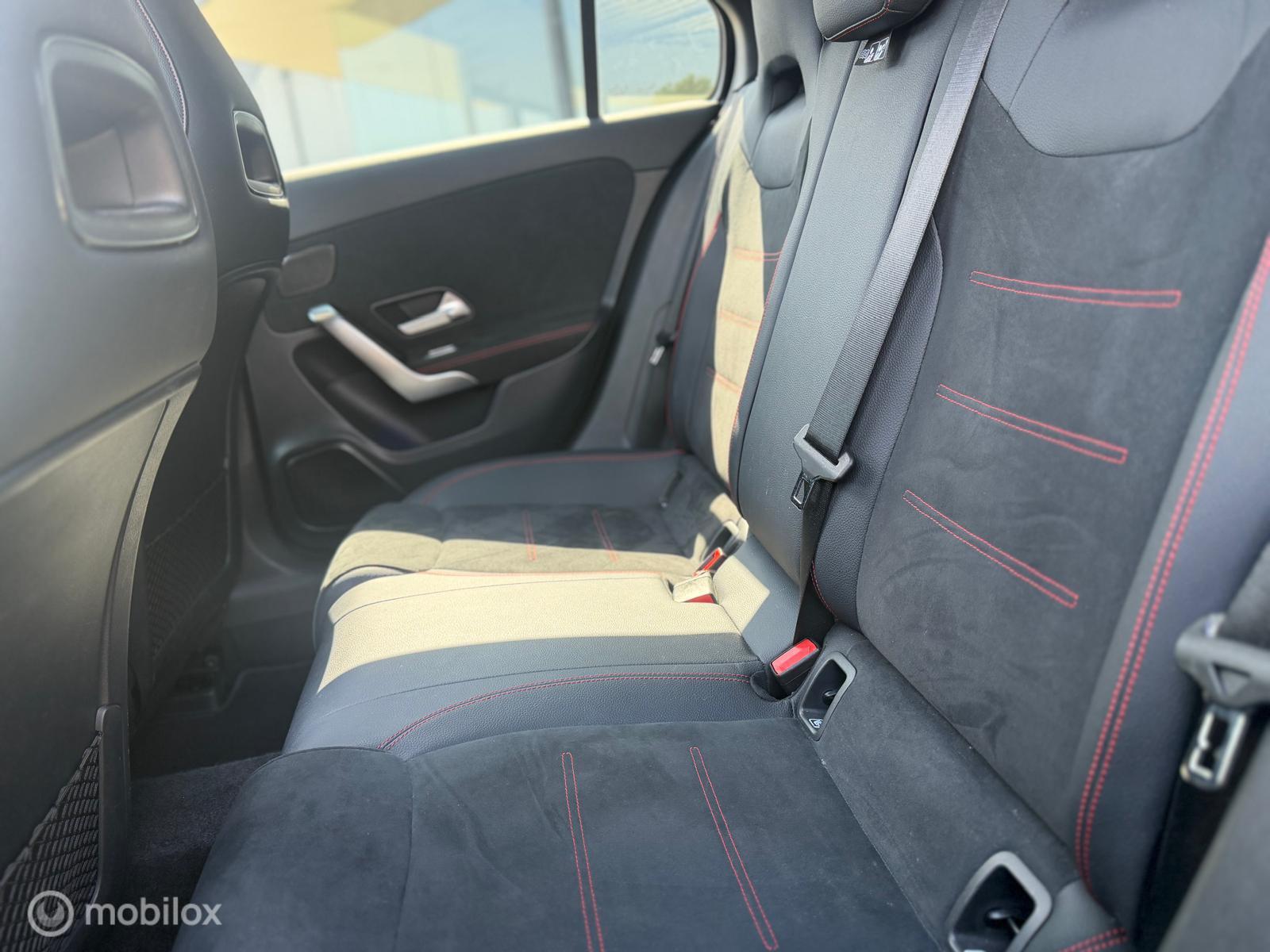 Foto van Mercedes-Benz A 250 E