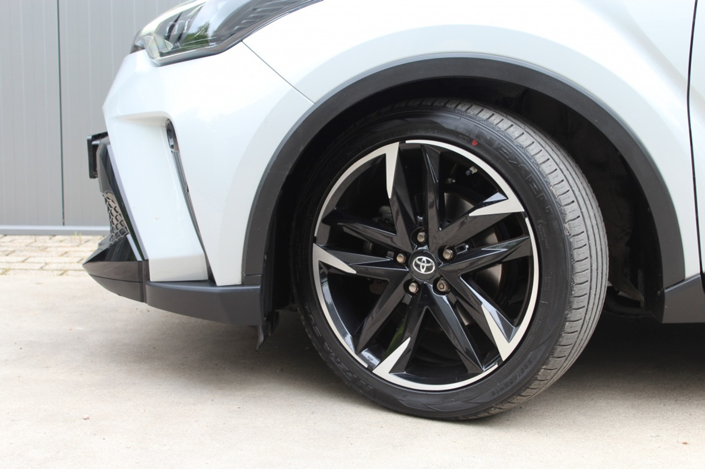 Foto van Toyota Toyota C-hr
