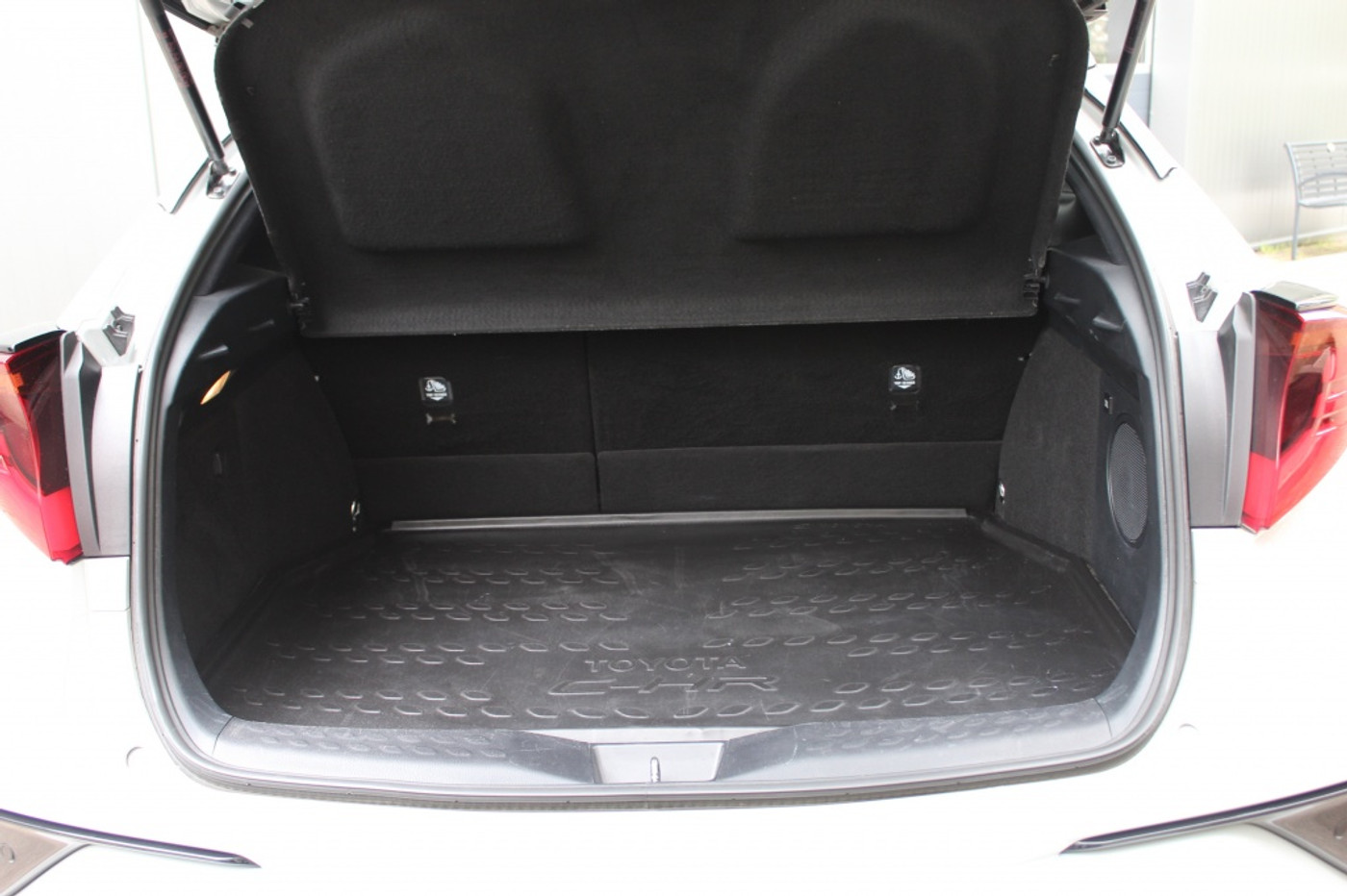 Foto van Toyota Toyota C-hr