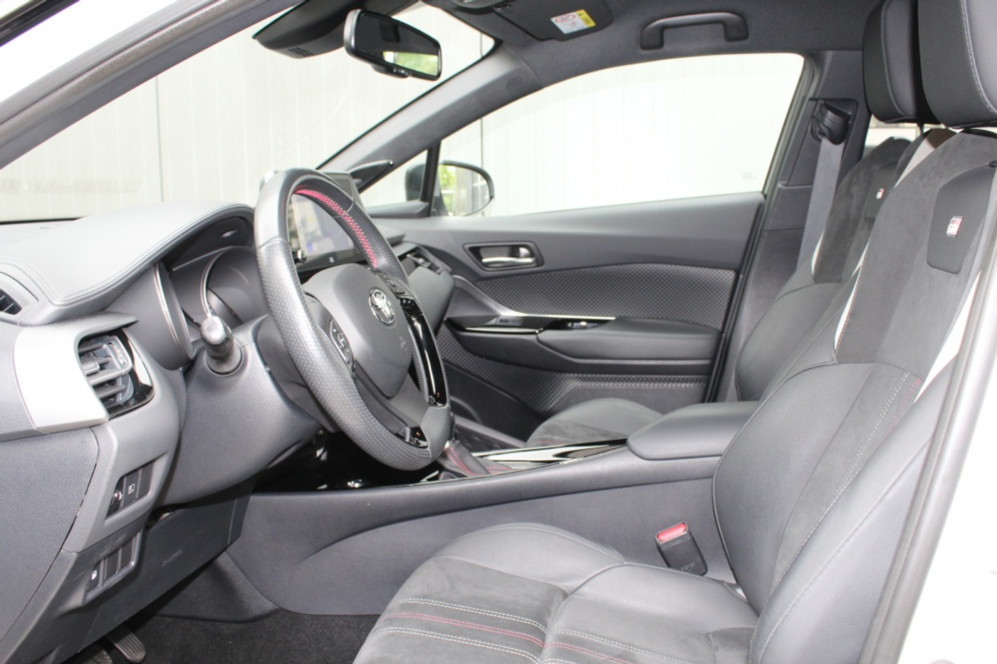 Foto van Toyota Toyota C-hr