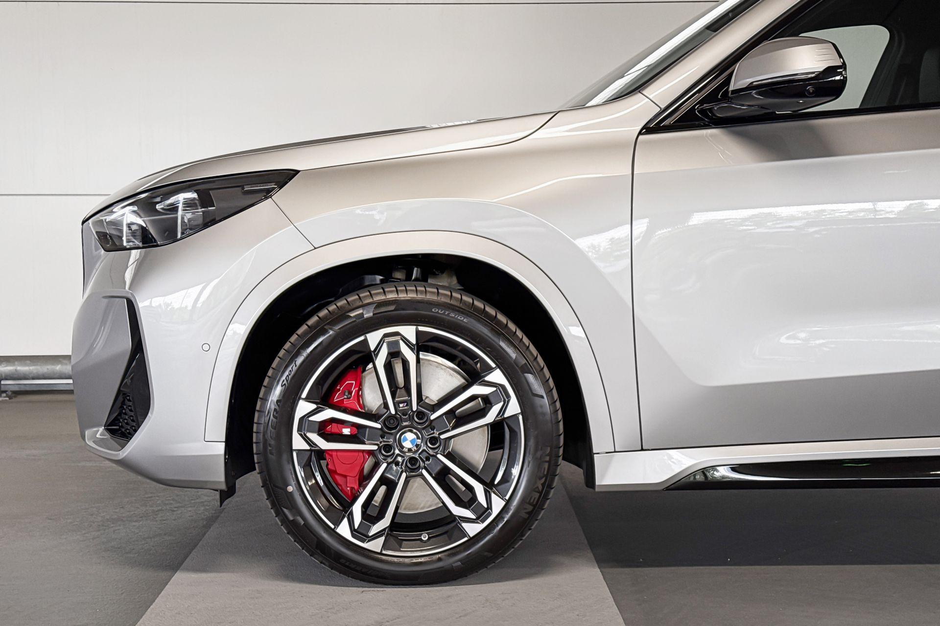 Foto van BMW Ix1 Edrive20