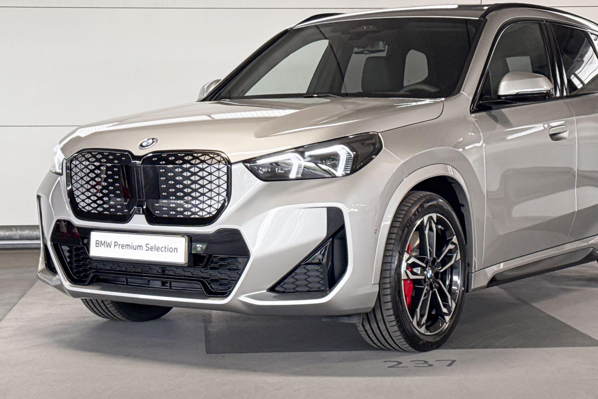 Foto van BMW Ix1 Edrive20