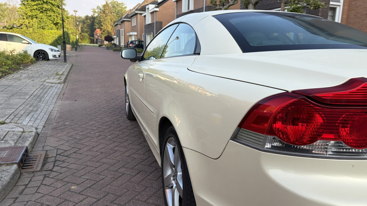 Foto van Volvo C70