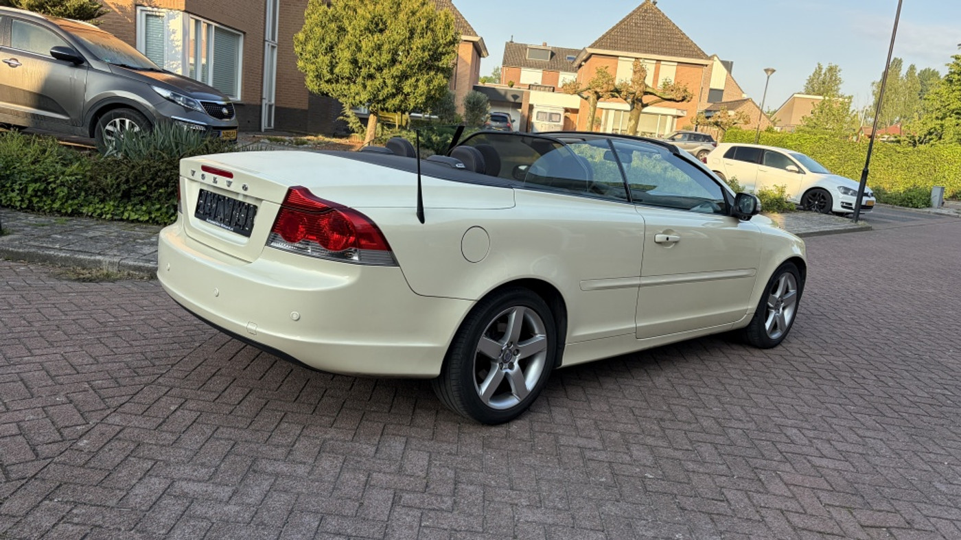 Foto van Volvo C70