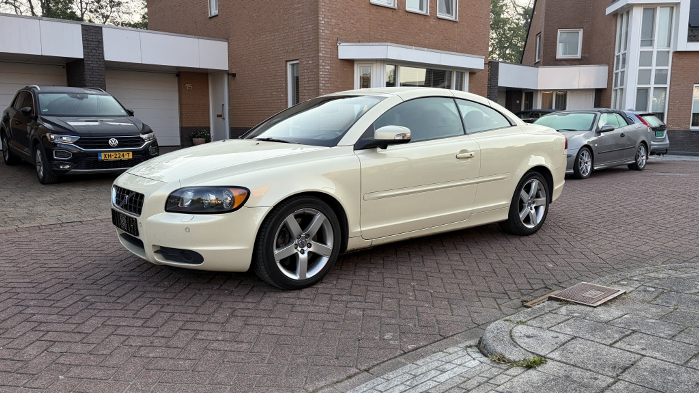 Foto van Volvo C70