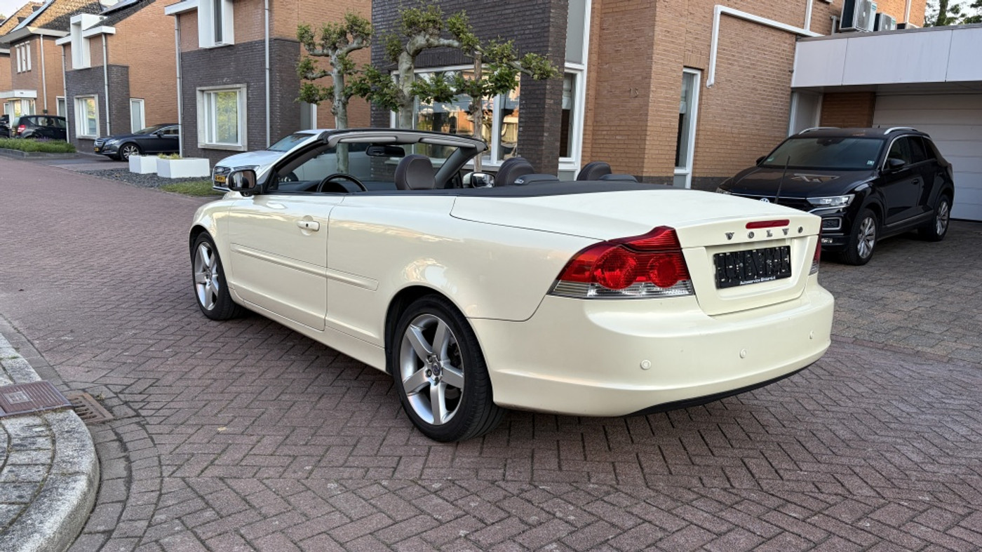 Foto van Volvo C70