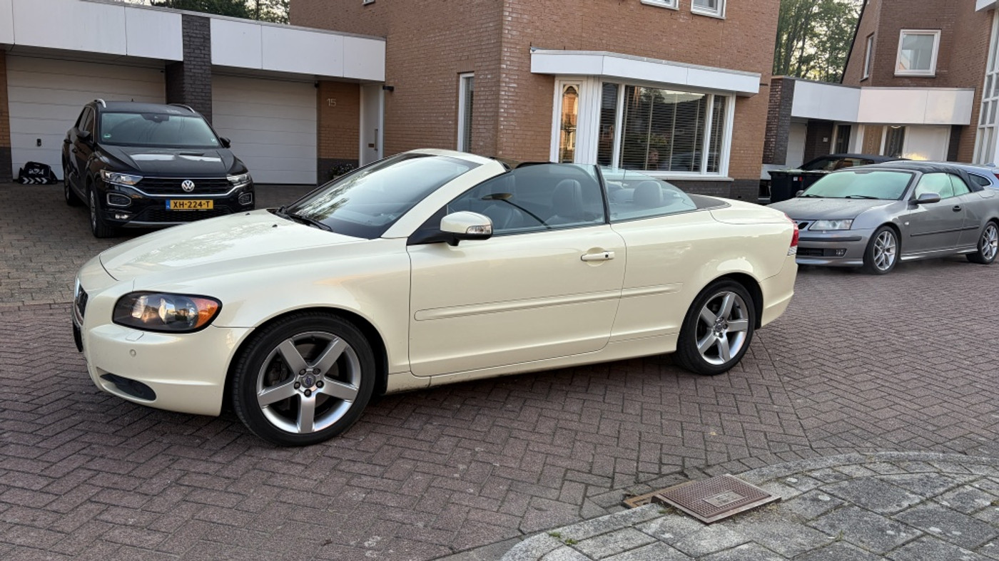 Foto van Volvo C70