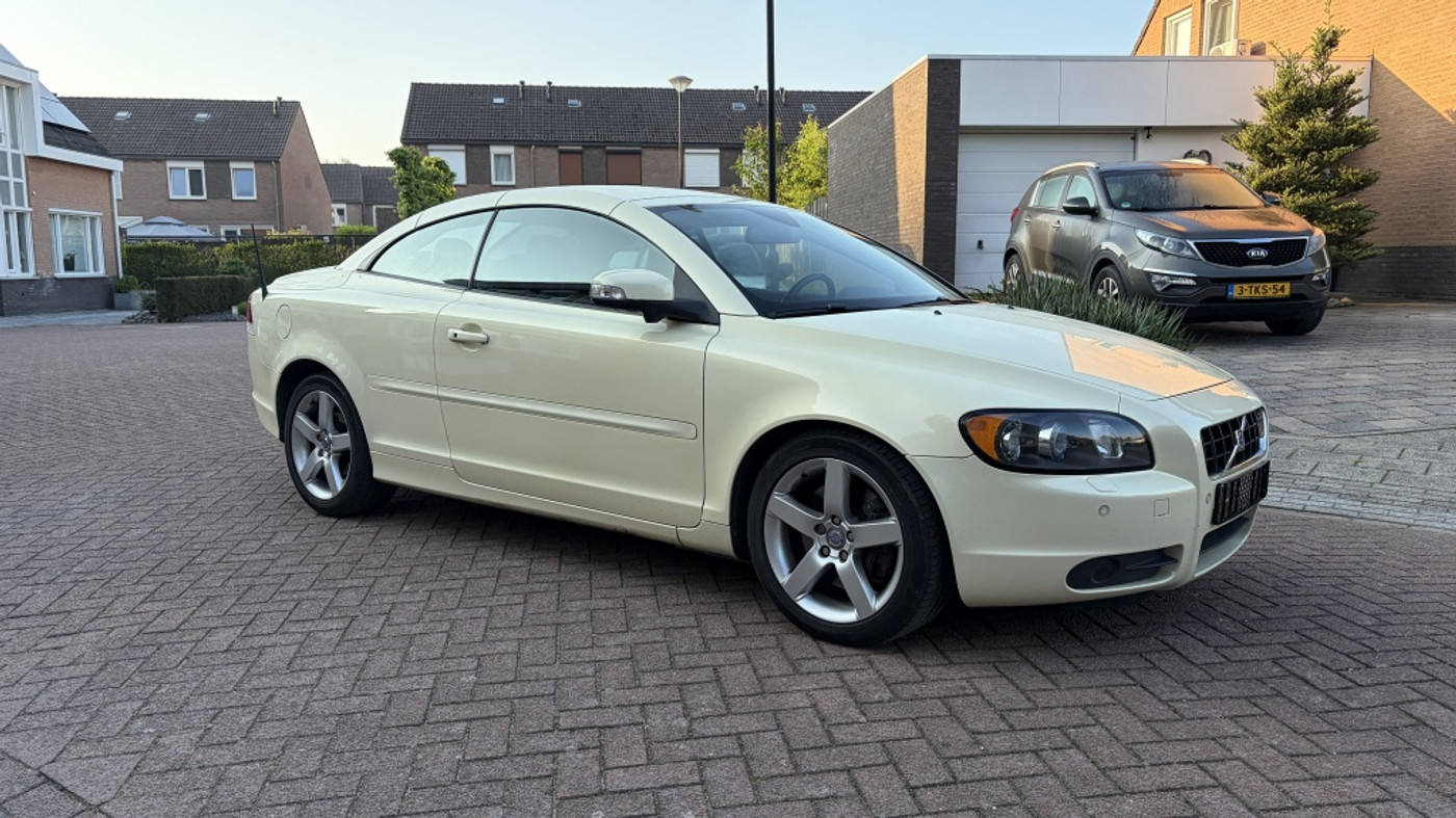 Foto van Volvo C70