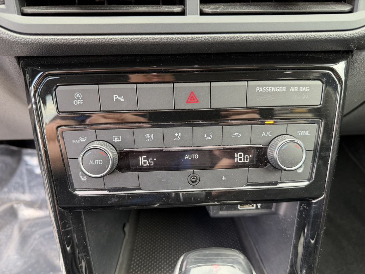 Foto van Volkswagen T-cross