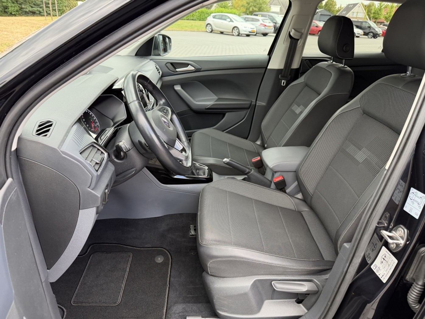Foto van Volkswagen T-cross
