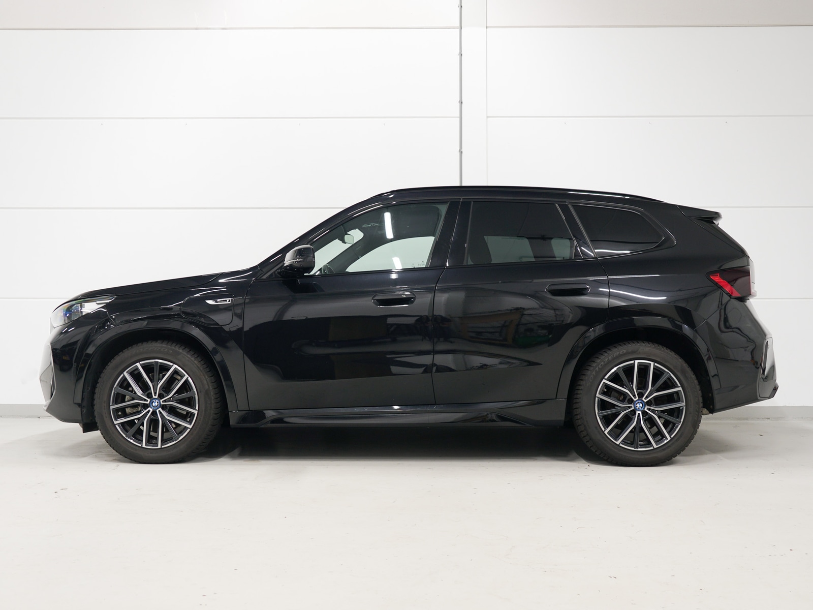 Foto van BMW X1 Xdrive25e