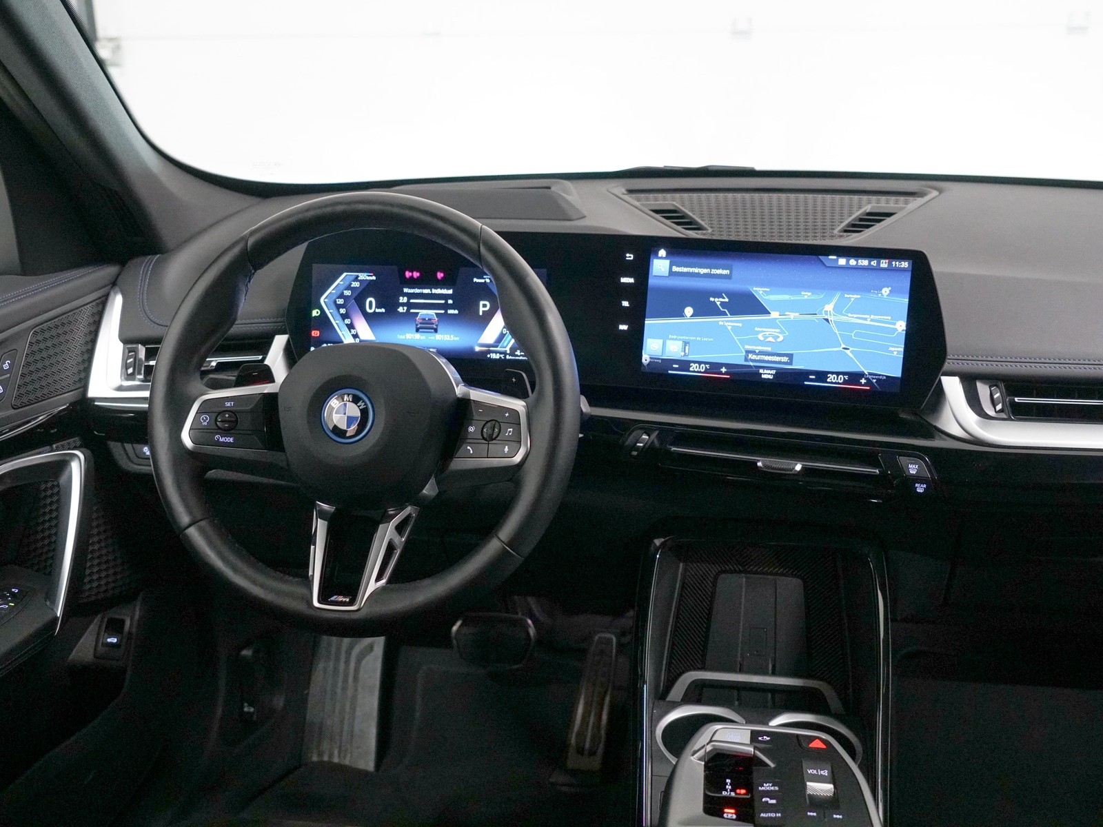 Foto van BMW X1 Xdrive25e