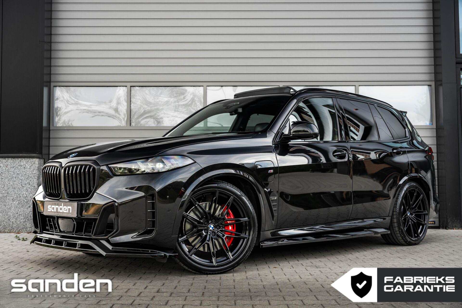 BMW X5 Xdrive50e xDrive50e M Sport Pro|Black|MSeats|Pano|H/K|Alcan|HUD 2024 - voorkant