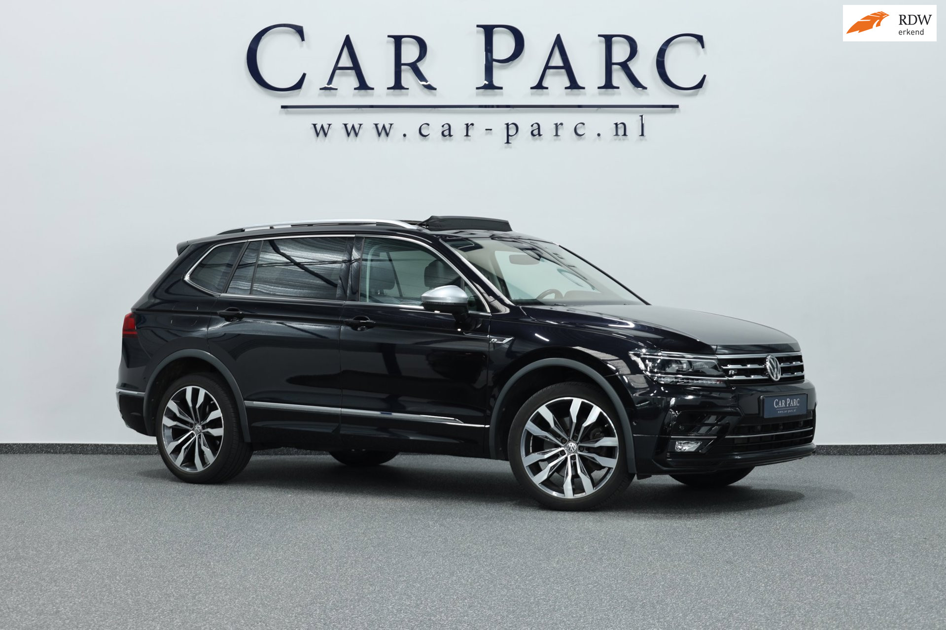 Volkswagen Tiguan Allspace 2.0 TSI 4Motion 190+PK R-LINE LED/VIRTUAL/PANO/LEER+S.VERWARMING+MEMORY/20" LMV/CAM/ACC/12 MND GARANTIE 2020 - voorkant