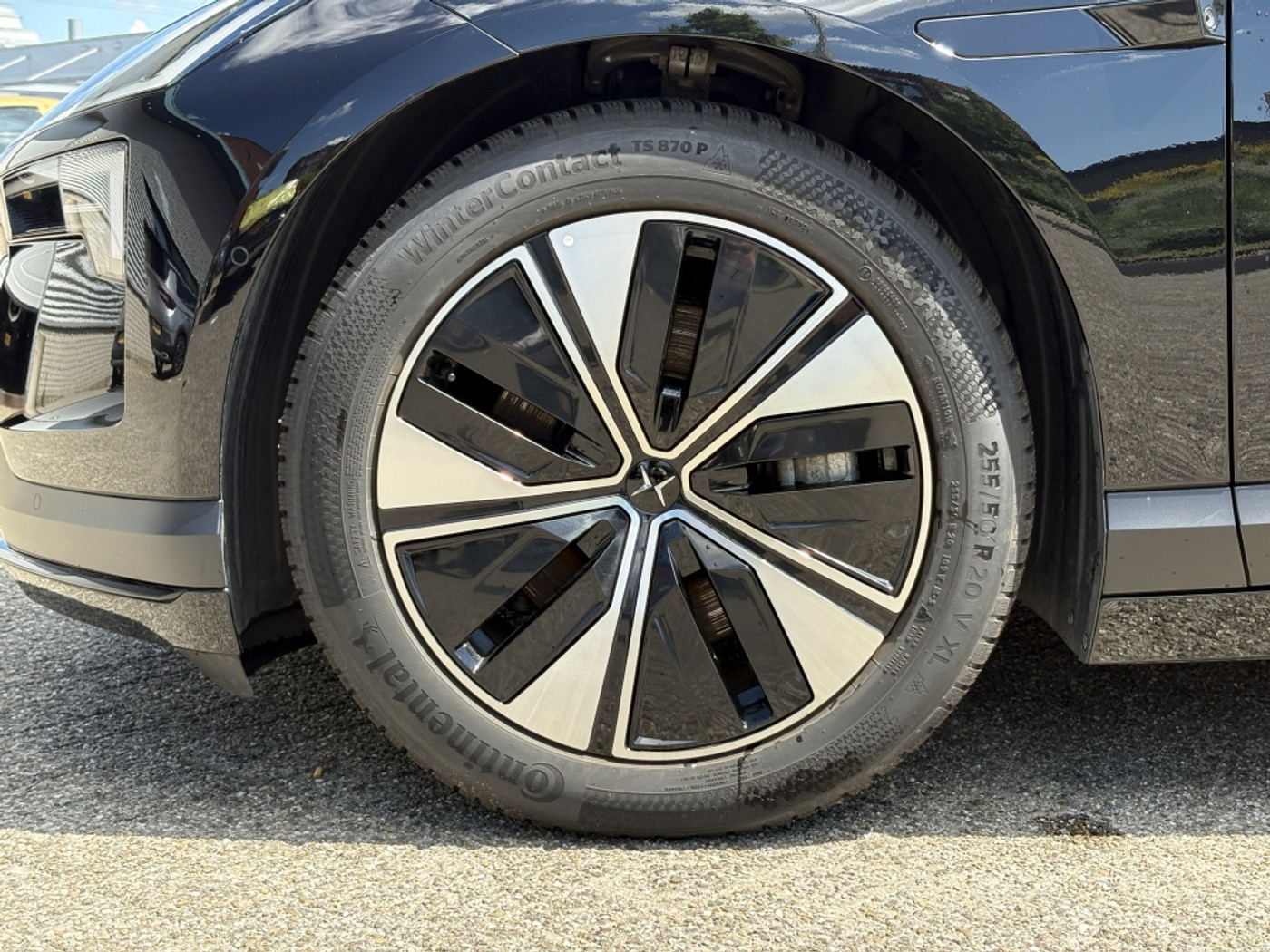 Foto van Polestar 4