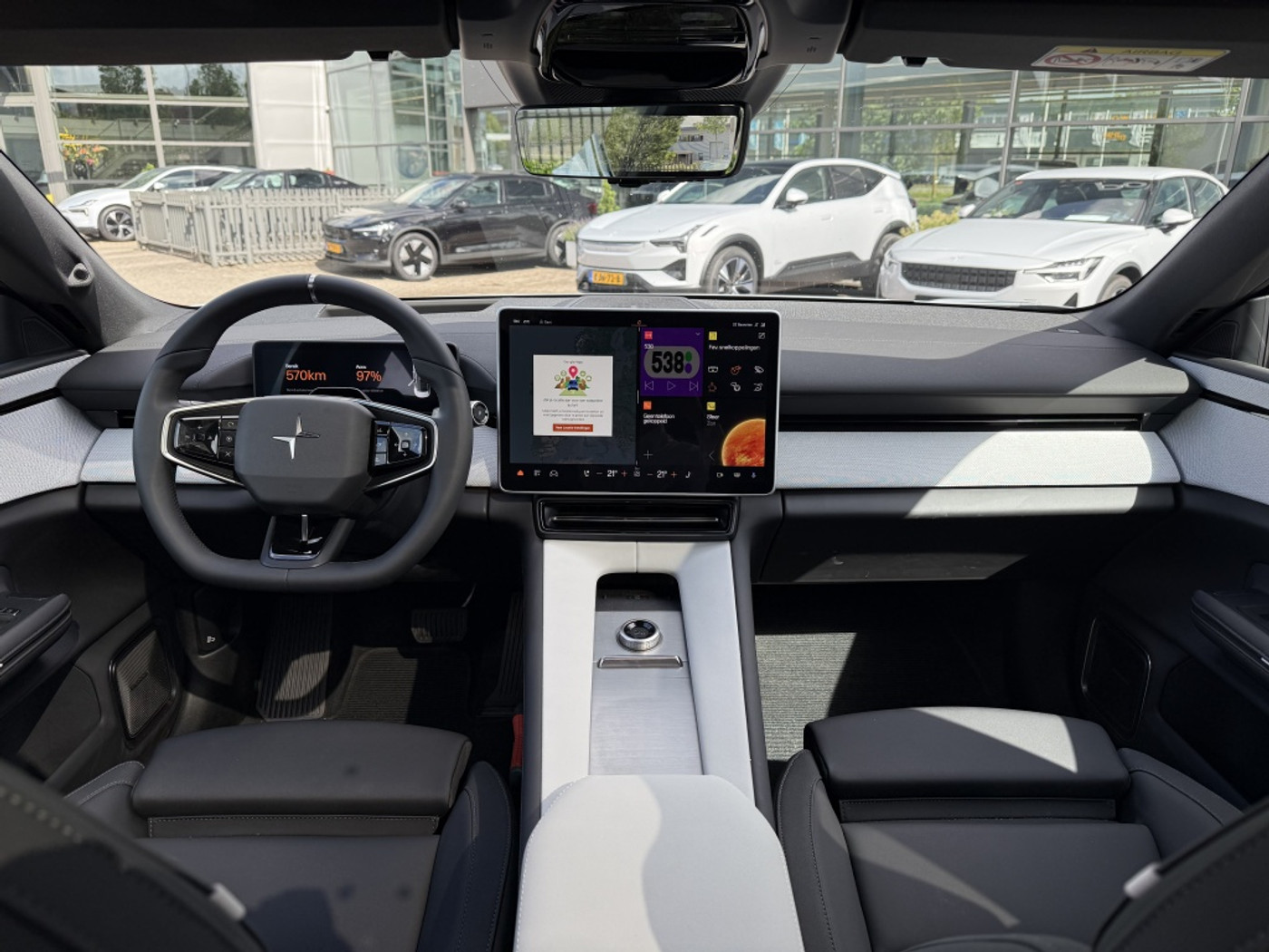 Foto van Polestar 4