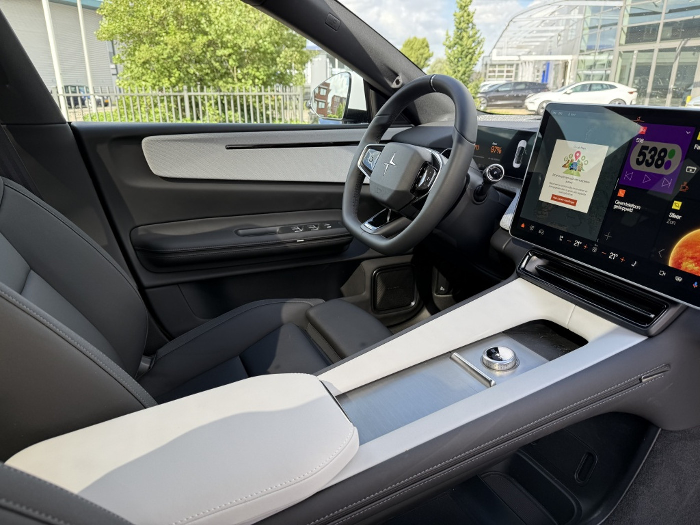 Foto van Polestar 4