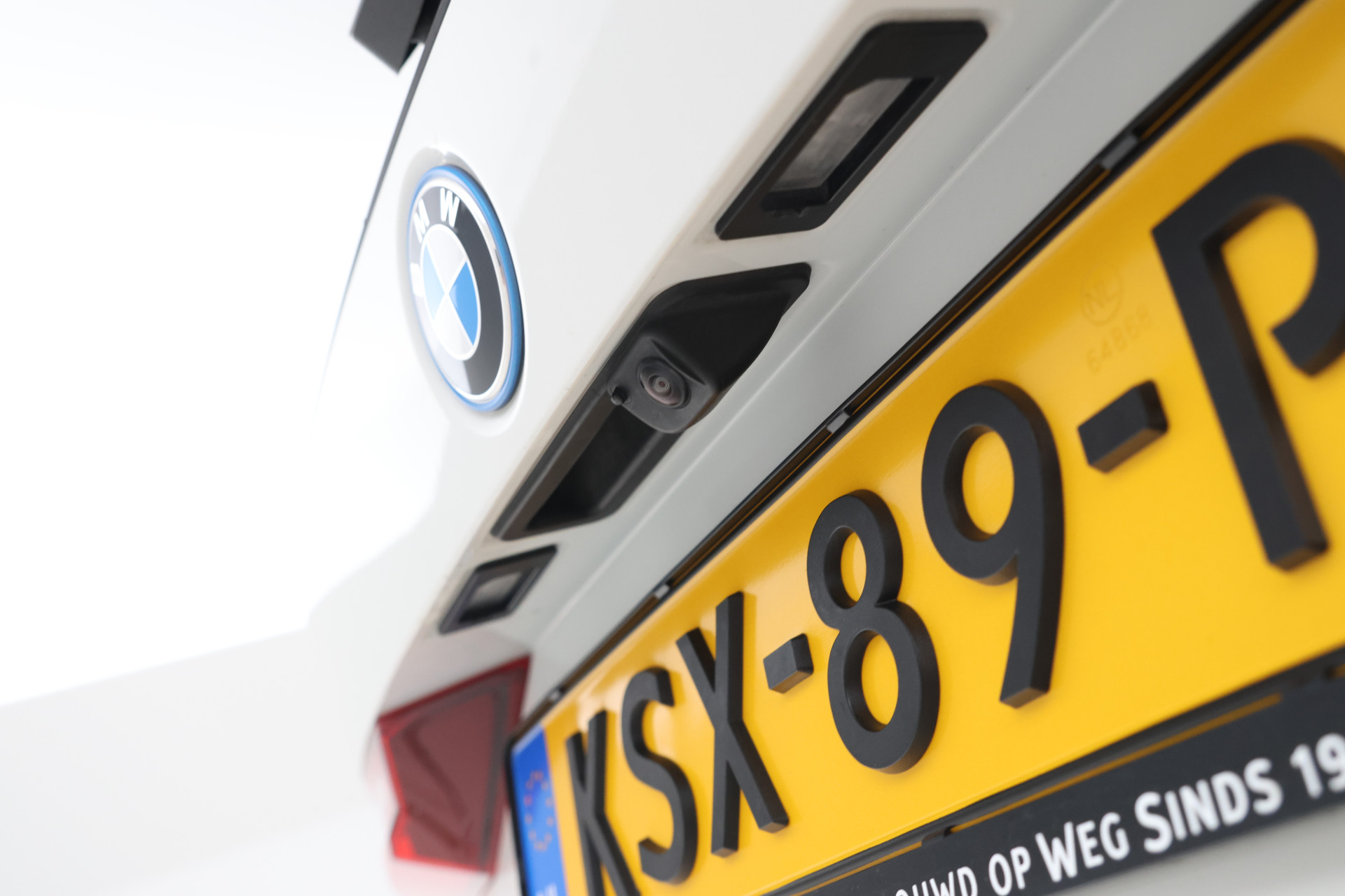 Foto van BMW Ix1