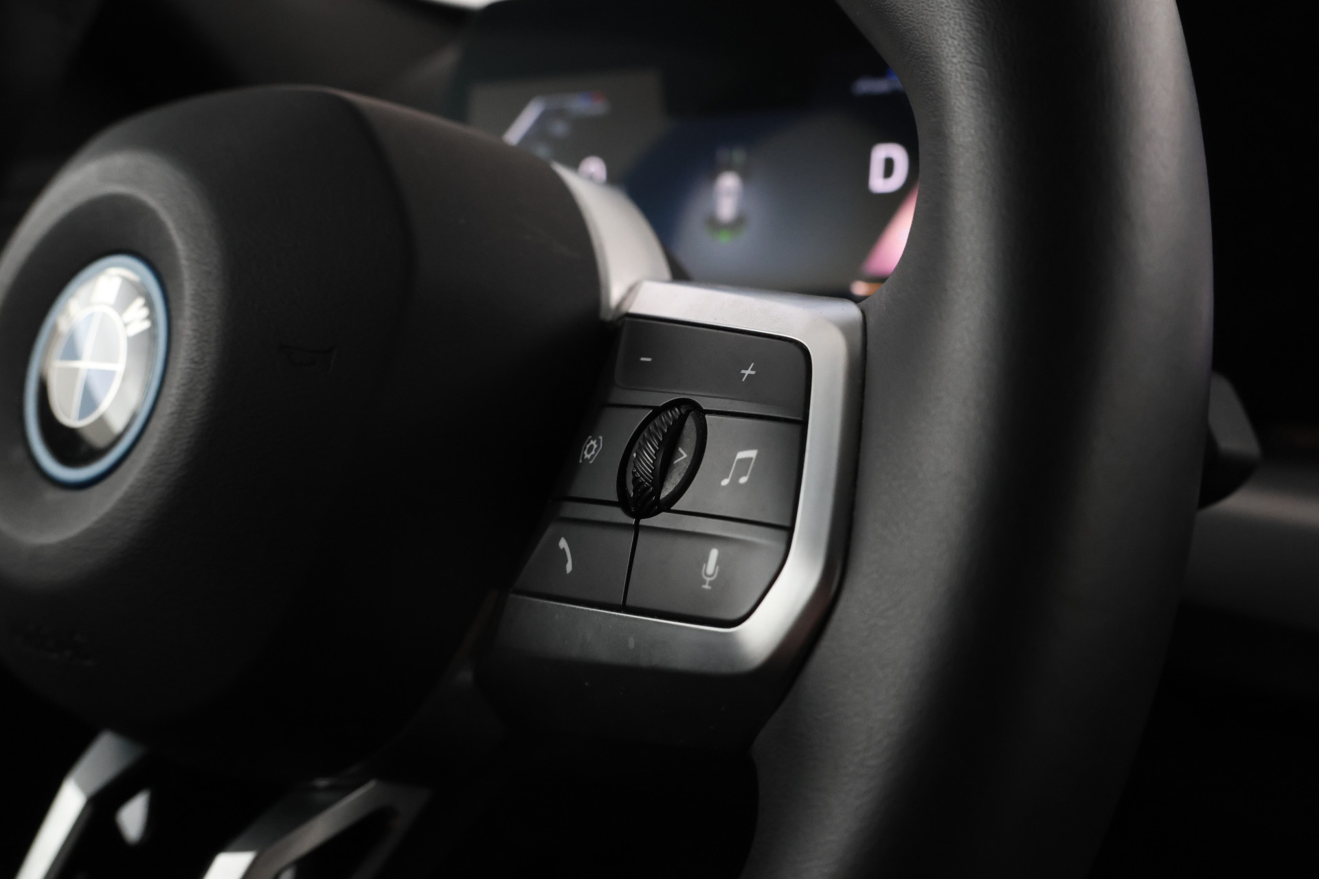 Foto van BMW Ix1