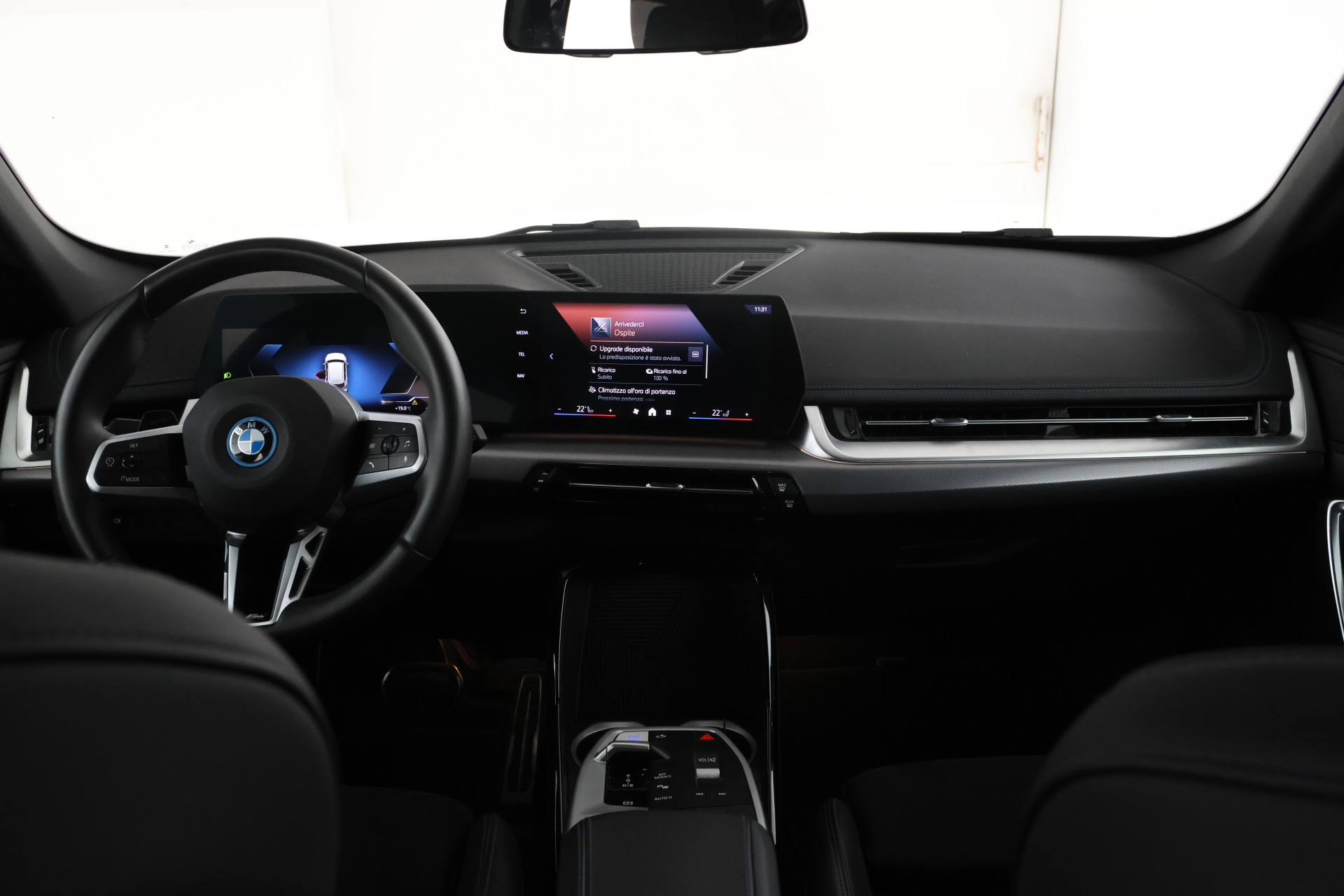 Foto van BMW Ix1