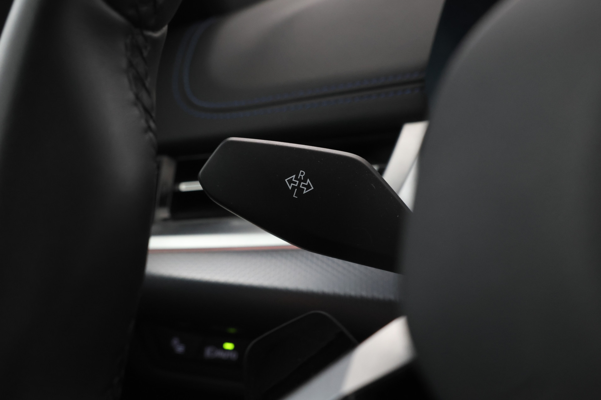 Foto van BMW Ix1