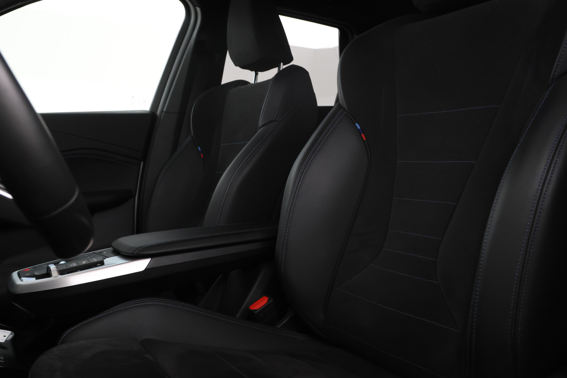 Foto van BMW Ix1