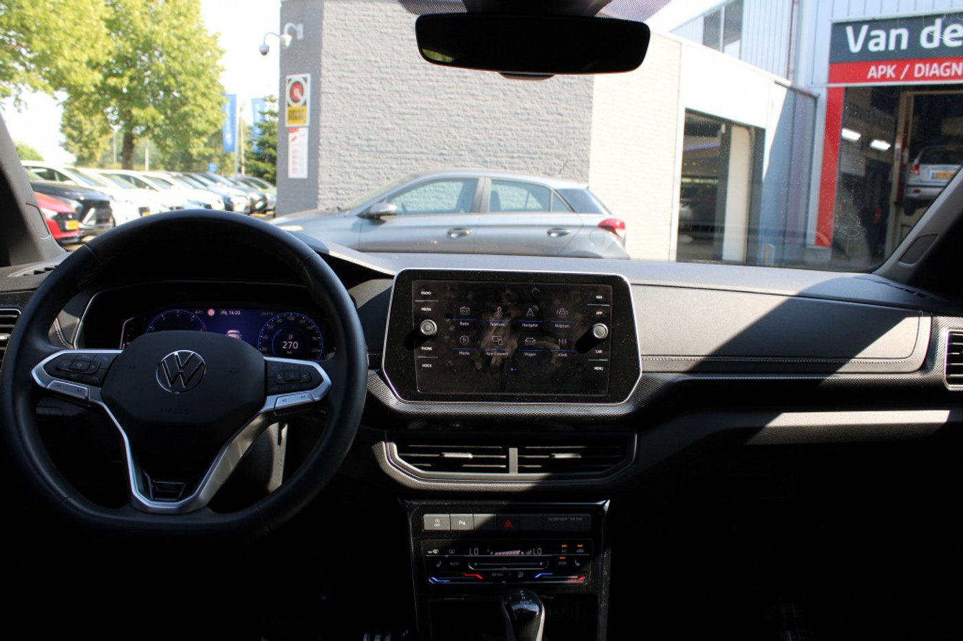 Foto van Volkswagen T-cross