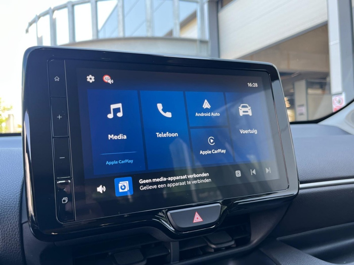 Foto van Mazda 2 Hybrid