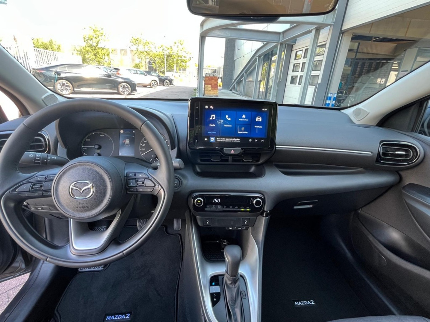Foto van Mazda 2 Hybrid