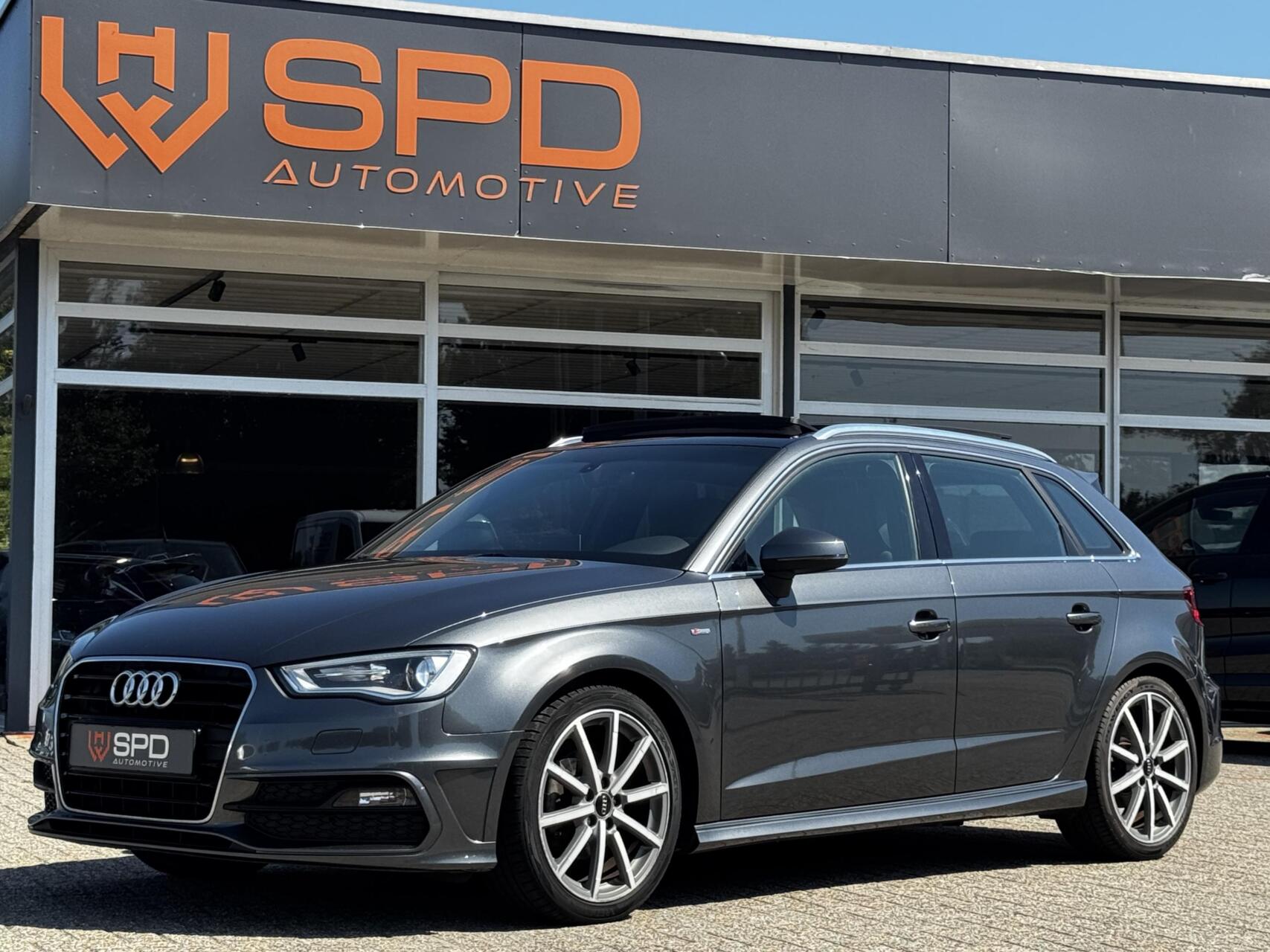 Audi A3 Sportback 1.4TFSI CoD AdrenalinSport|Pano|B&O|S-line 2016 - voorkant