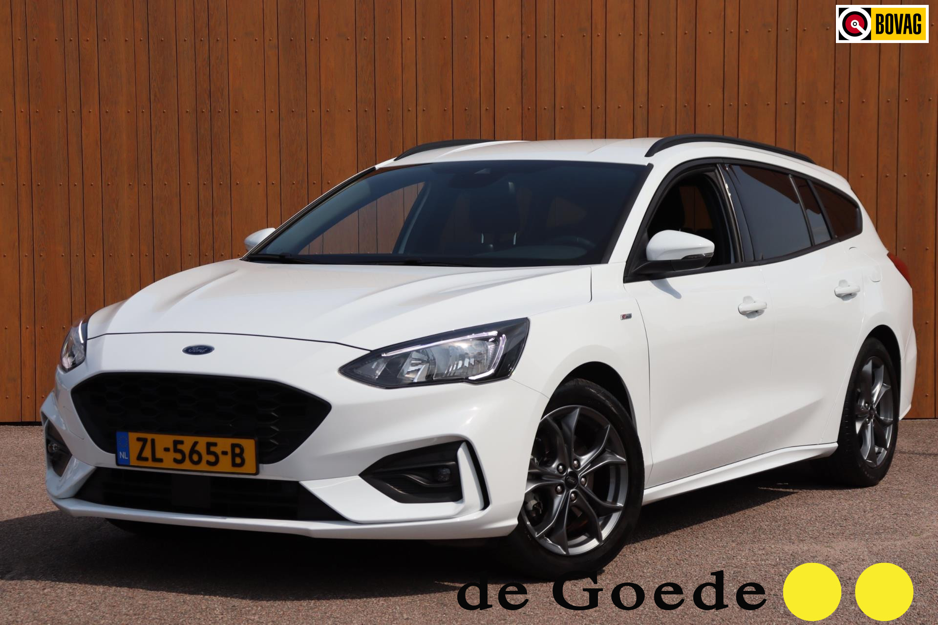 Ford Focus 1.0 EcoBoost ST Line Bus org. NL camera 2019 - voorkant