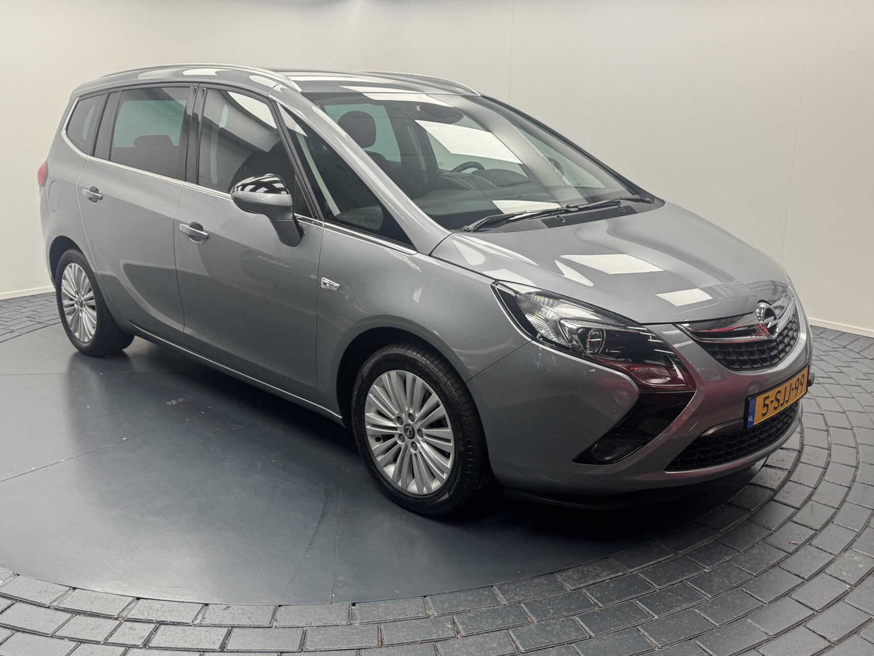 Foto van Opel Zafira Tourer