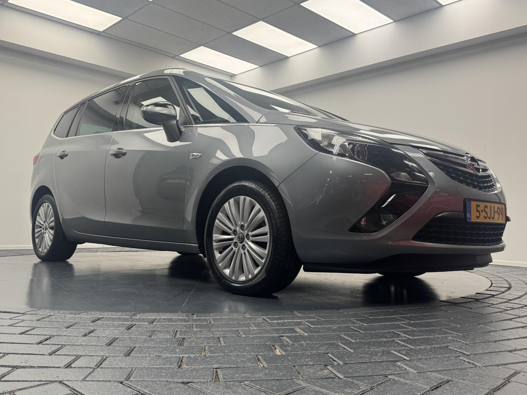 Foto van Opel Zafira Tourer