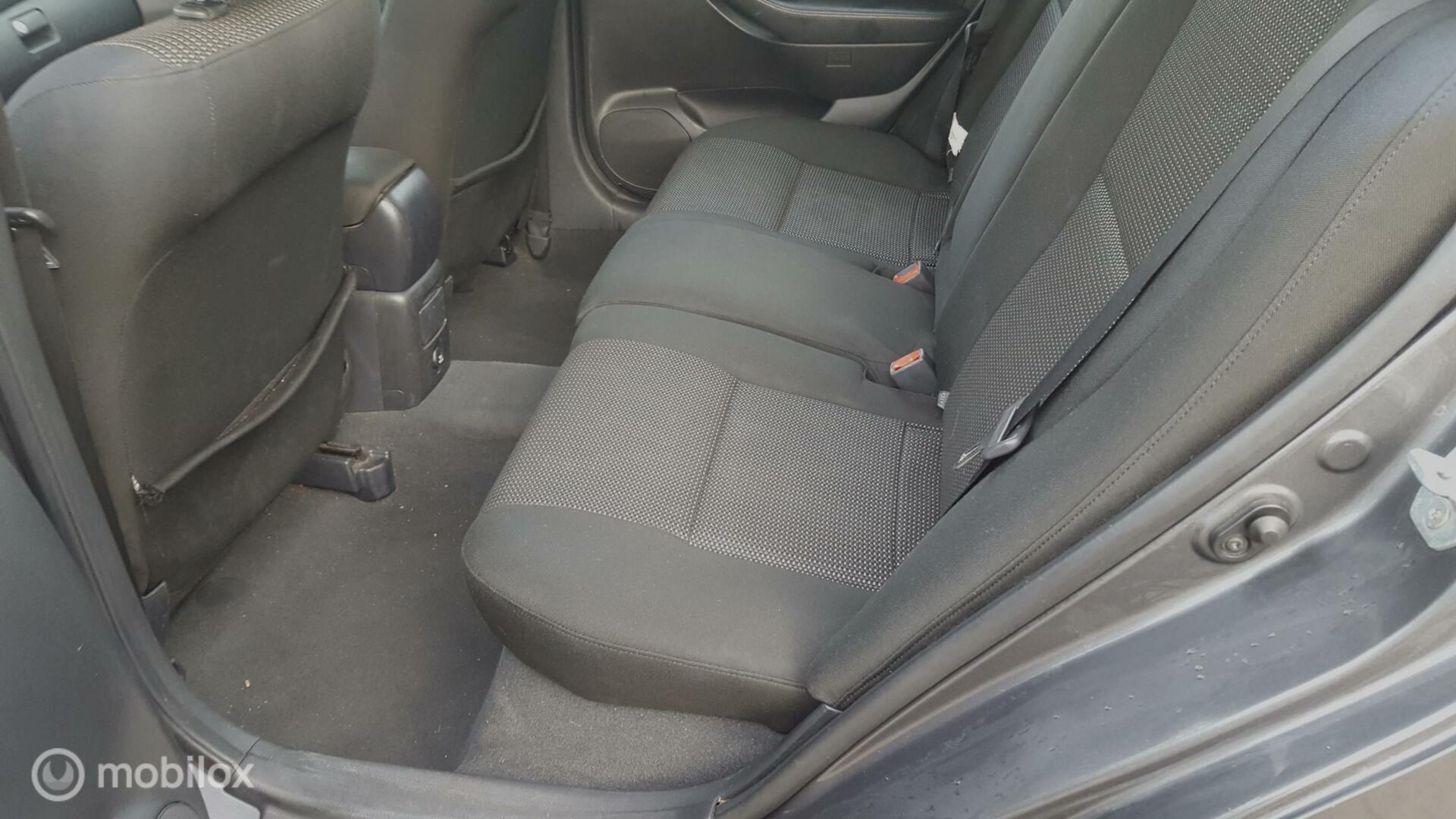 Foto van Toyota Avensis Wagon