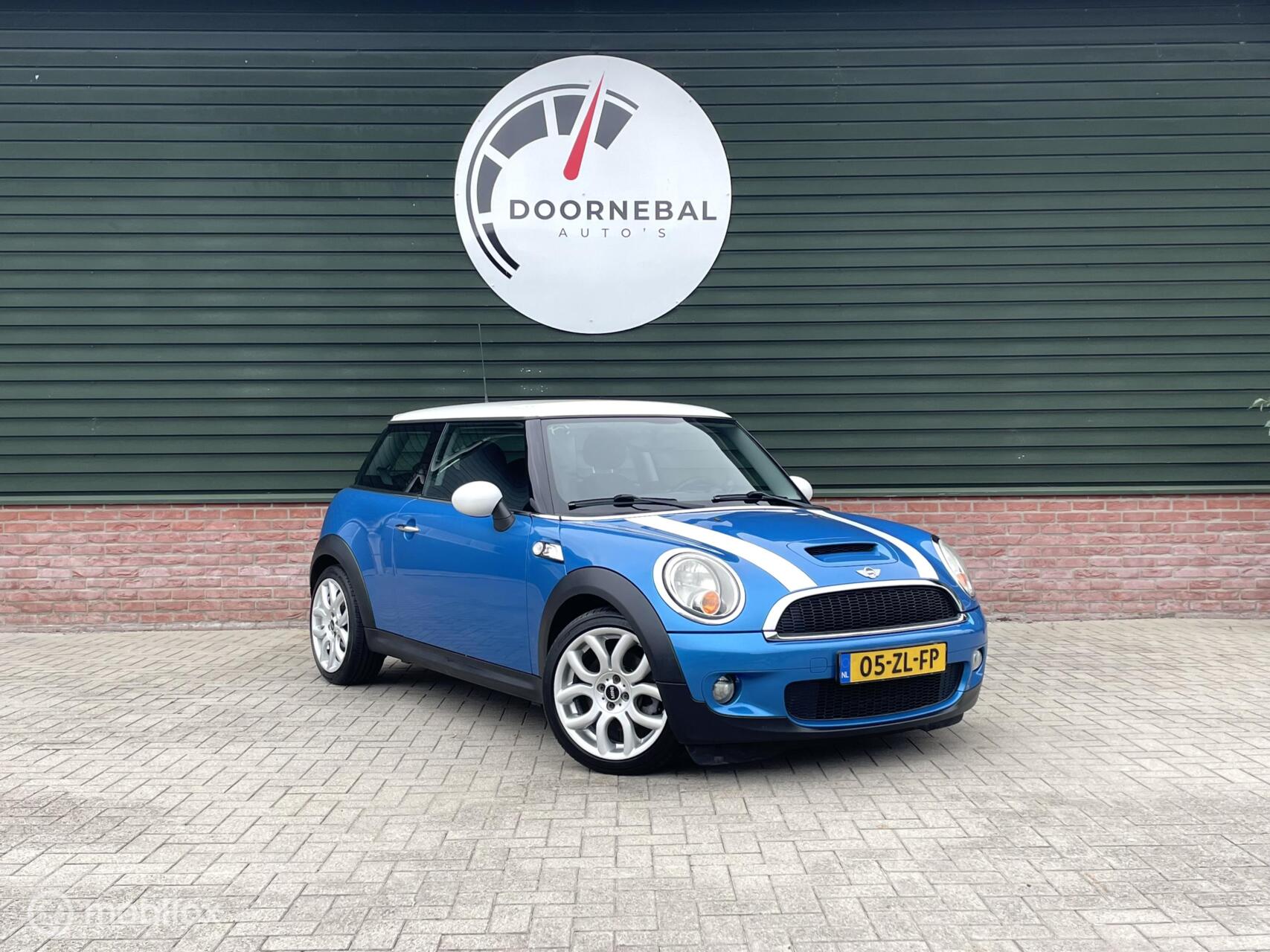 Mini Mini Cooper S 1.6 Cooper S / LAGE KM / AIRCO / NWE APK! 2008 - voorkant