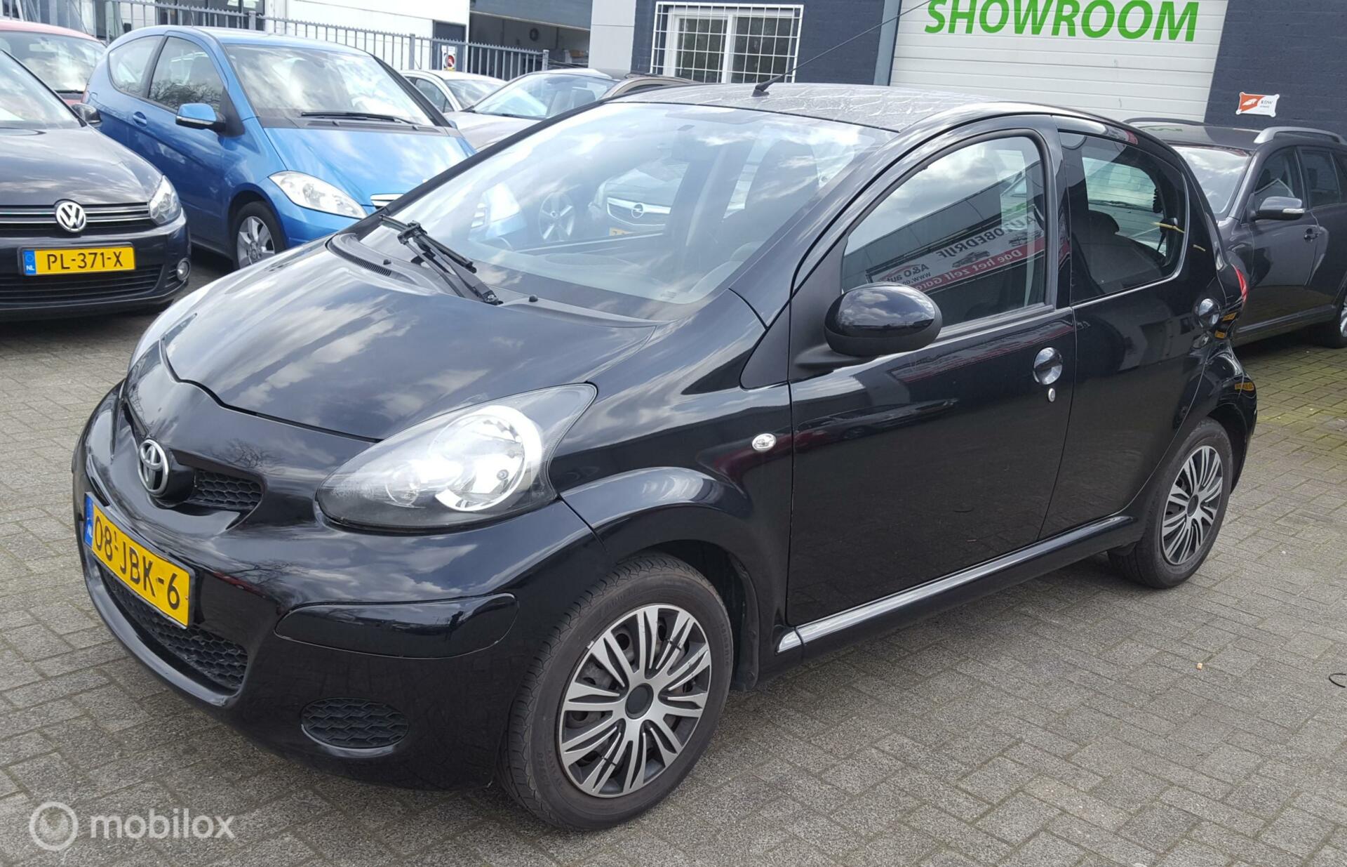 Toyota Aygo 1.0-12V Comfort 2009 - voorkant