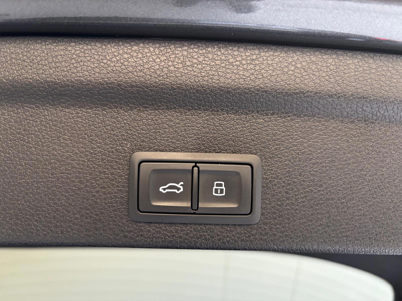 Foto van Audi RS Q3 Sportback
