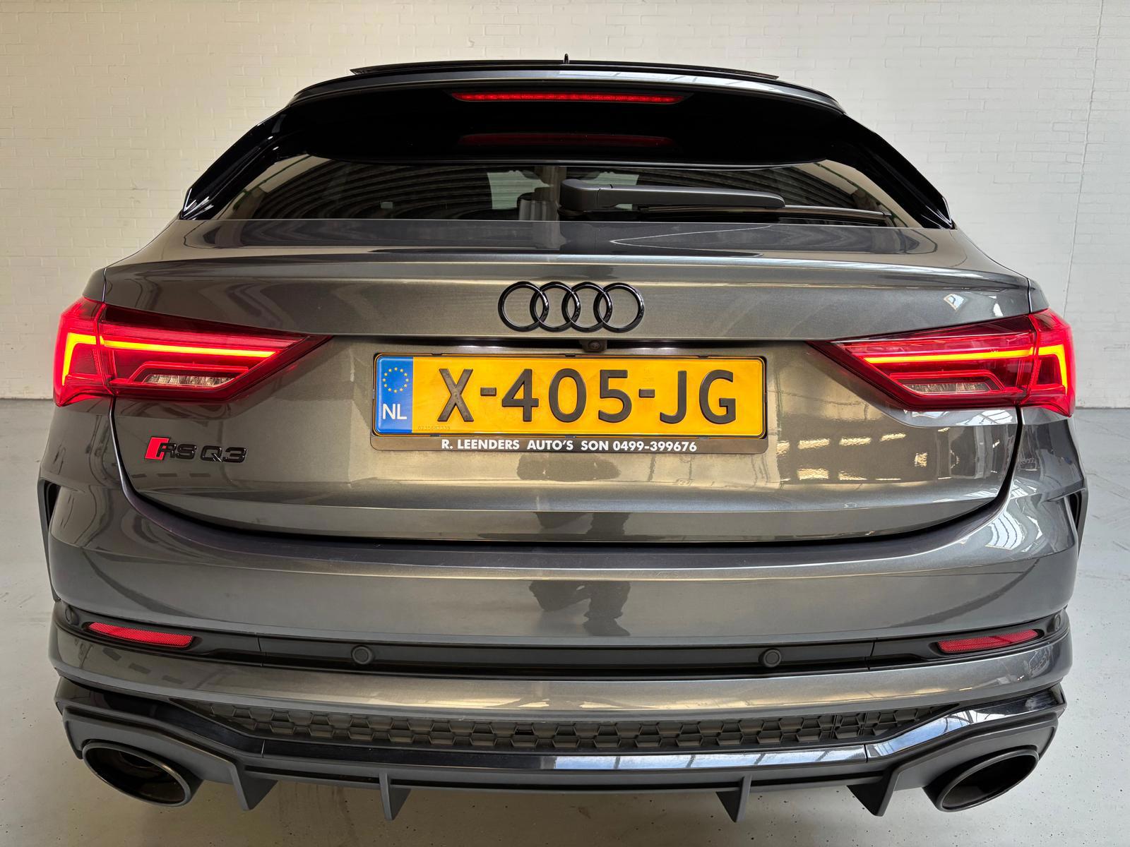 Foto van Audi RS Q3 Sportback