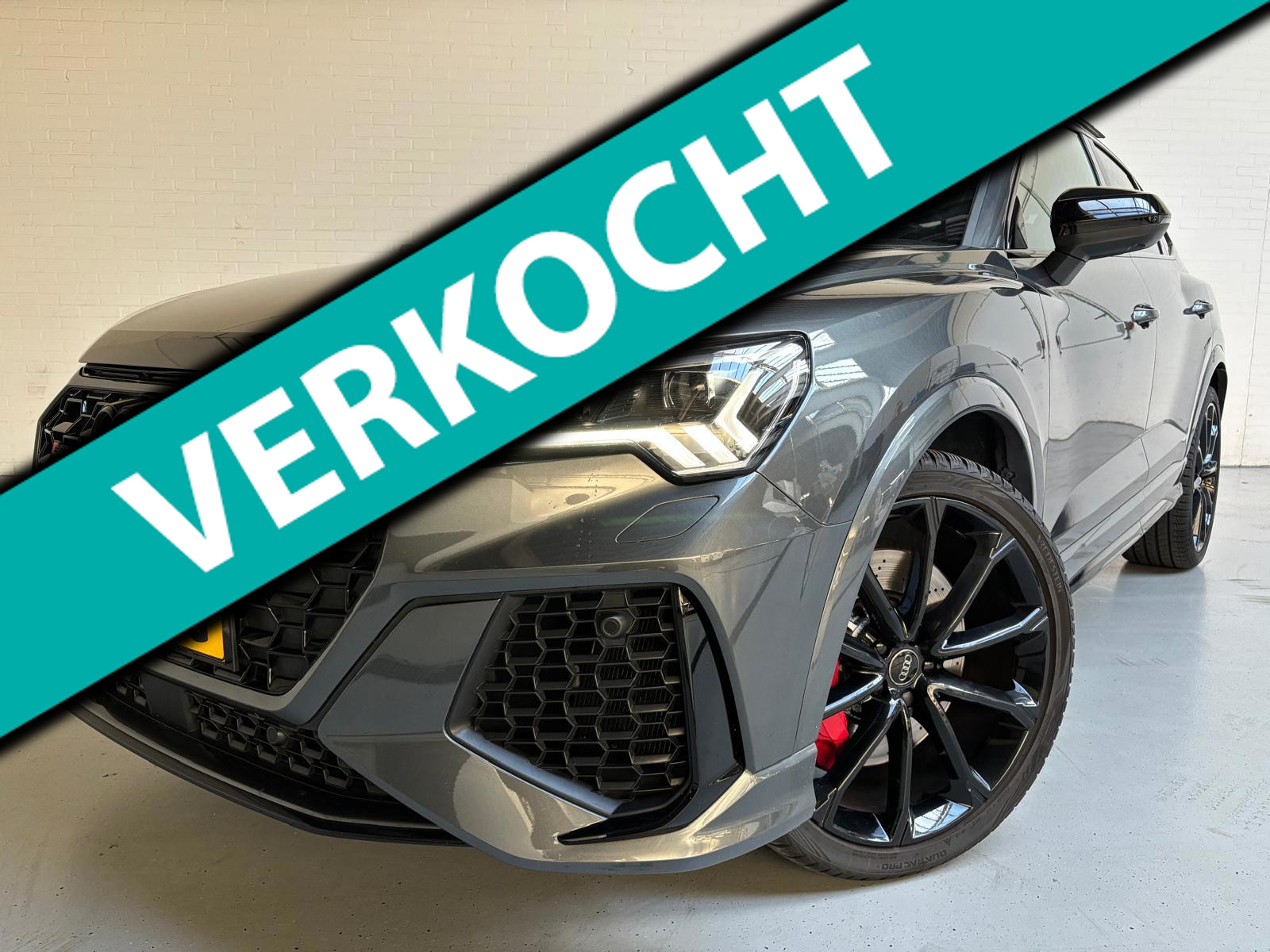 Audi RS Q3 Sportback Automaat 2.5 TFSI 400PK Quattro Daytona Grey, Black Pakket, Alcantara/Half Leder, Schuifdak, 21inch, Trekhaak 2020 - voorkant